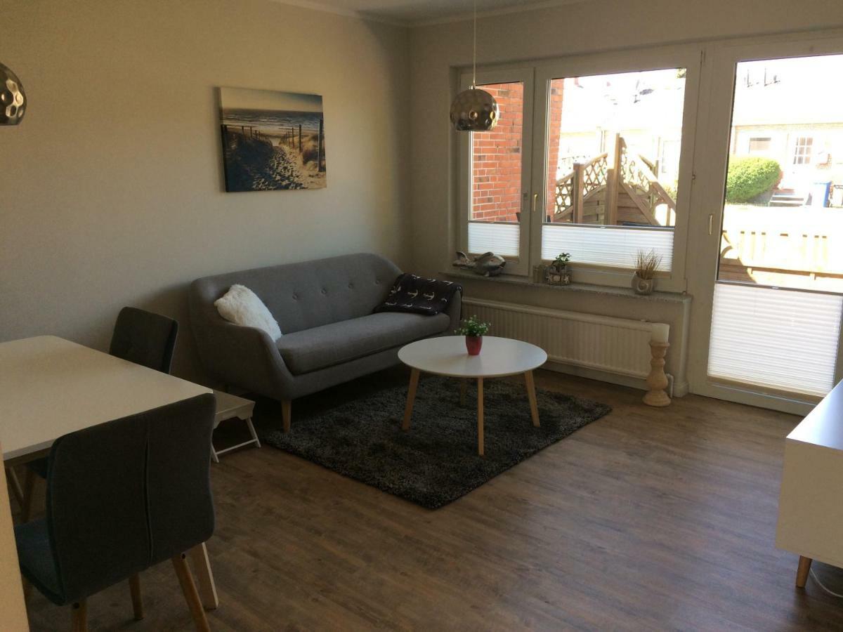 „Luettje Nuest“ Apartment Emden Exterior photo